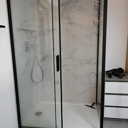 Lägenhet Perla Di Mare - T3 Avec Piscine Et Acces